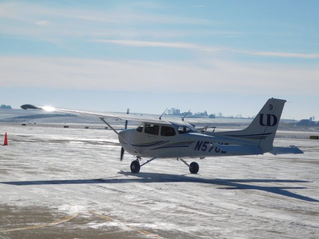 Cessna Skyhawk (N57UD) - A clear January day meant a busy day of flying for University of Dubuque Aviation Students.  In this case, a near empty ramp was a good thing!!!