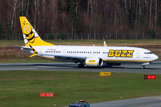 Boeing 737 MAX 8 (SP-RZB)