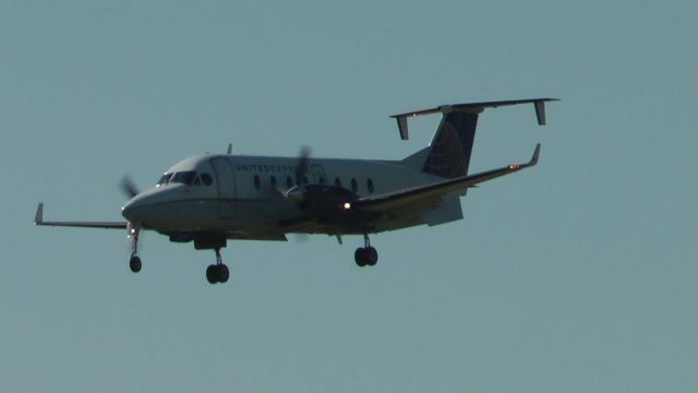 Beechcraft 1900 (N81556)
