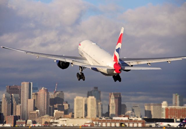 Boeing 777-200 — - RWY27 take off