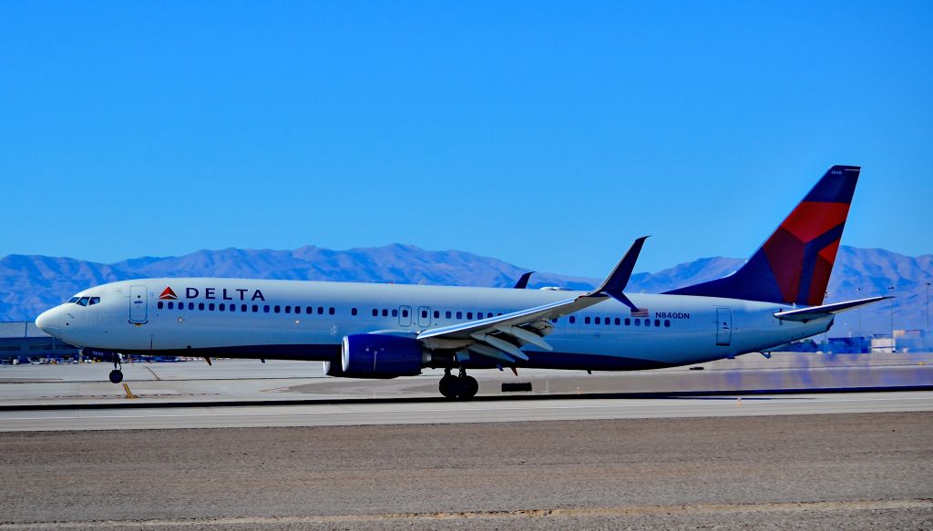 Boeing 737-900 (N840DN) - N840DN Delta Air Lines 2015 Boeing 737-932(ER) - cn 31951 / 5391 - Las Vegas - McCarran International (LAS / KLAS)br /USA - Nevada, July 12, 2016br /Photo: Tomás Del Coro