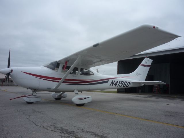 Cessna Skylane (N4196D) - In front of old hanger