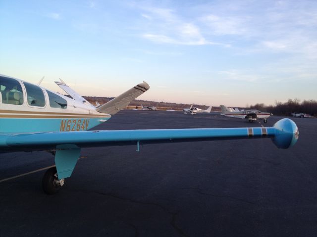 Beechcraft 35 Bonanza (N6264V)