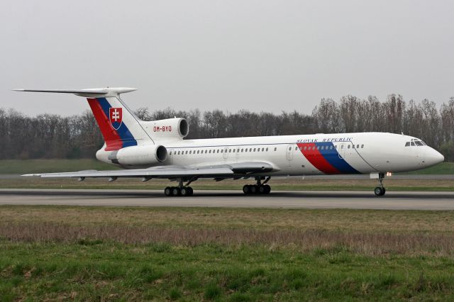 Tupolev Tu-154 (OM-BYO)