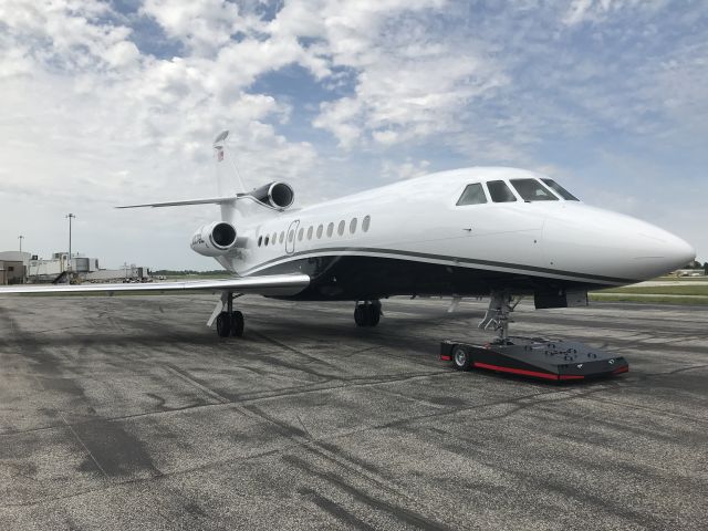 Dassault Falcon 900 (N107GL) - Aircraft on ramp