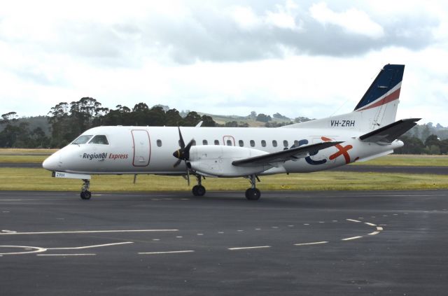 Saab 340 (VH-ZRH) - Regional Express Saab 340B VH-ZRH (msn 392) at Wynyard Airport Tasmania. 10 January 2024.