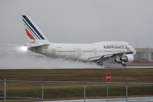 Boeing 747-400 (F-GITH)