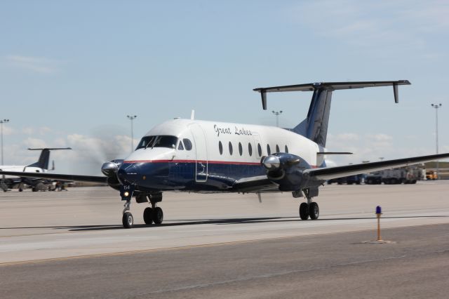 Beechcraft 1900 (N154GL)