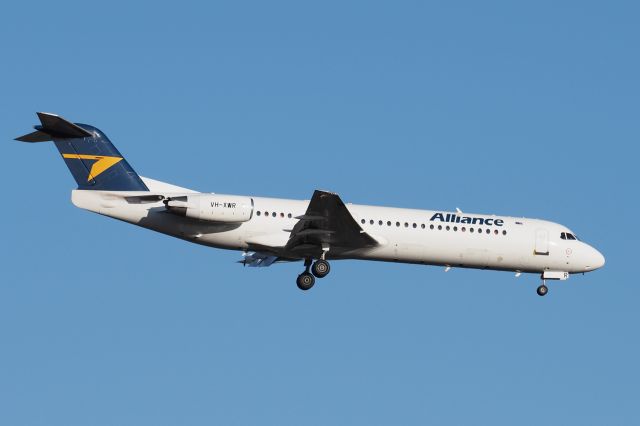 Fokker 100 (VH-XWR) - Fokker F100 cn 11306. Alliance Airlines VH-XWR rwy 21 YPPH 10 February 2022.