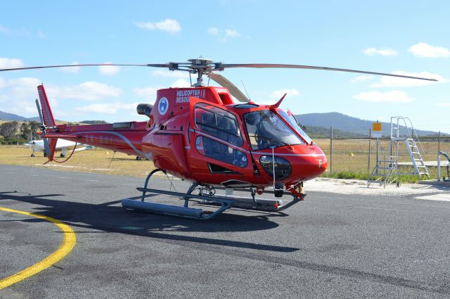 Eurocopter AS-350 AStar (VH-UUF) - Helicopter Resources squirrel transiting Flinders Island, Jan 2017