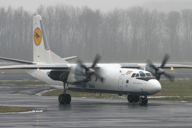 Antonov An-26 (UR-26077)