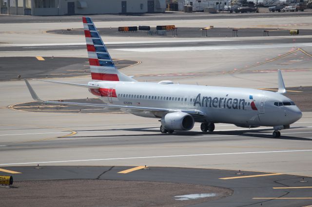 Boeing 737-800 (N358PW)