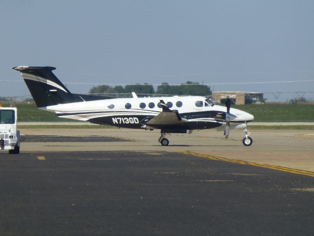 Beechcraft Super King Air 200 (N713DG)