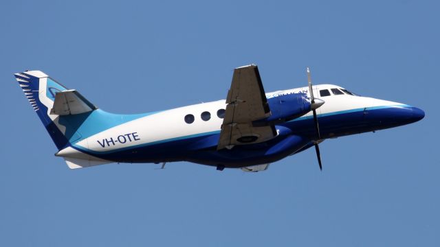 VH-OTE — - Climbing From Rwy 34R