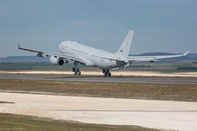 Airbus A330-200 (T058)