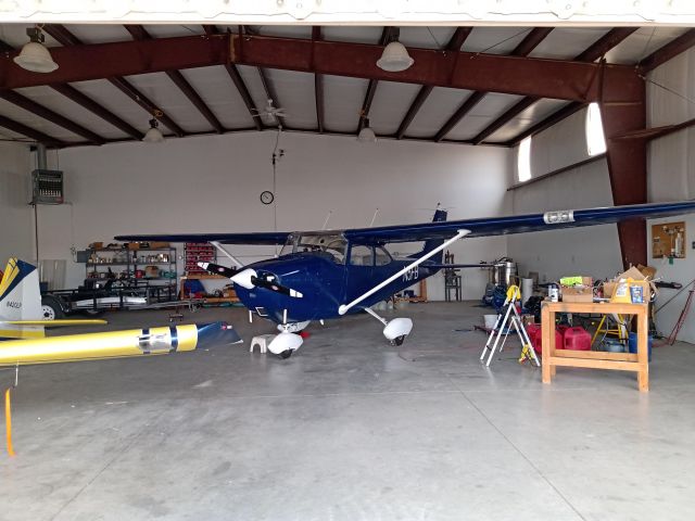 Cessna Skyhawk (N5FB)