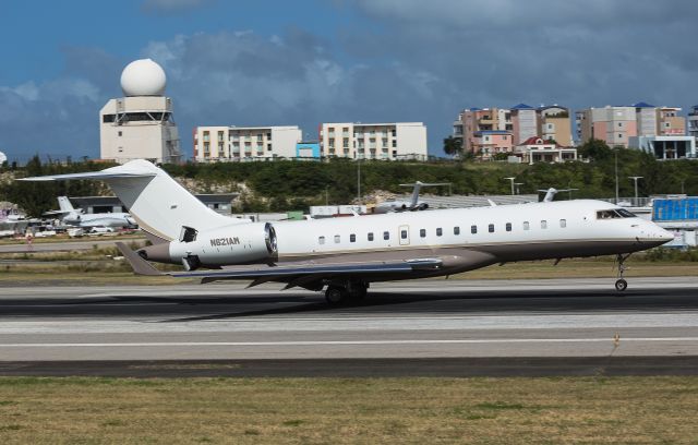 Bombardier Global Express (N821AM)