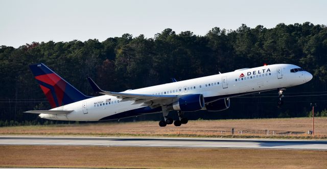 Boeing 757-200 (N6705Y) - Beautiful rotation as always from one of my favorite planes, on the RDU-ATL milk run.  12/3/17.