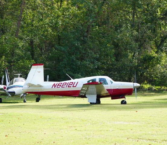 Mooney M-20 (N6212U)