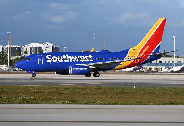 Boeing 737-700 (N259WN)