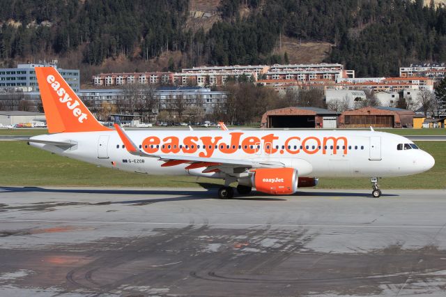 Airbus A320 (G-EZOB)