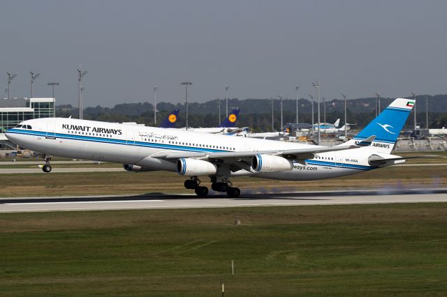 Airbus A340-300 (9K-ANA)