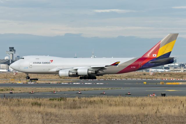 Boeing 747-400 (HL7616)