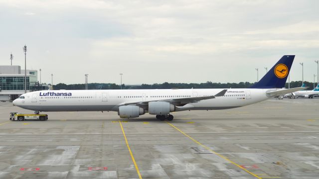 Airbus A340-600 (D-AIHV) - Lufthansa Airbus A340-642 D-AIHV in Munich 