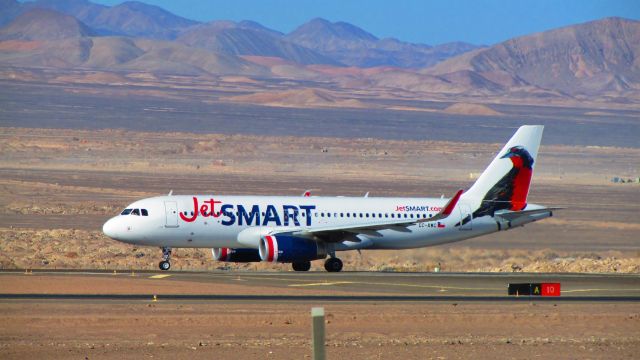 Airbus A320 (CC-AWC)