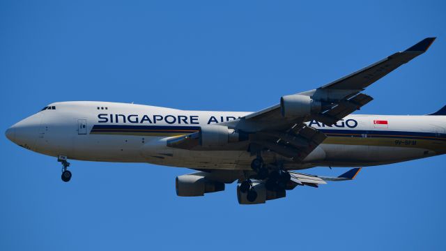 Boeing 747-400 (9V-SFM) - Kraainem, dans mon jardinbr /25/04/2021