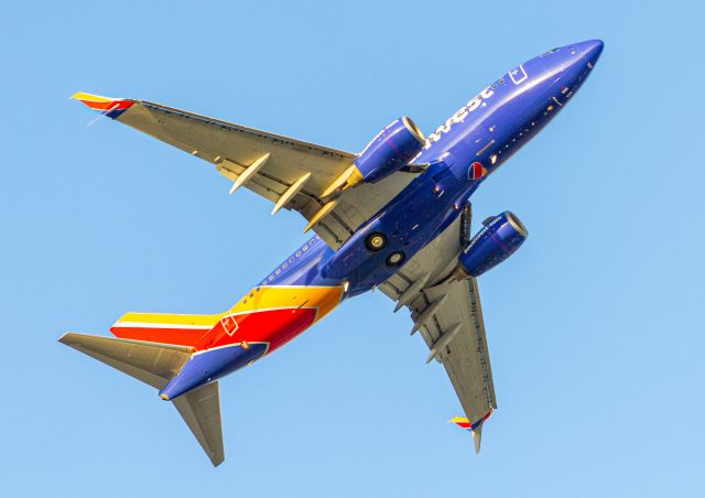 Boeing 737-700 (N926WN)