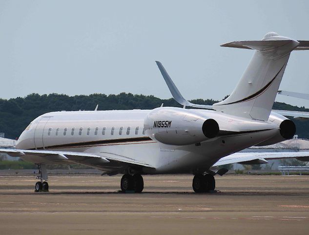 Bombardier Global Express (N1955M) - I took this picture on Aug 29, 2019.