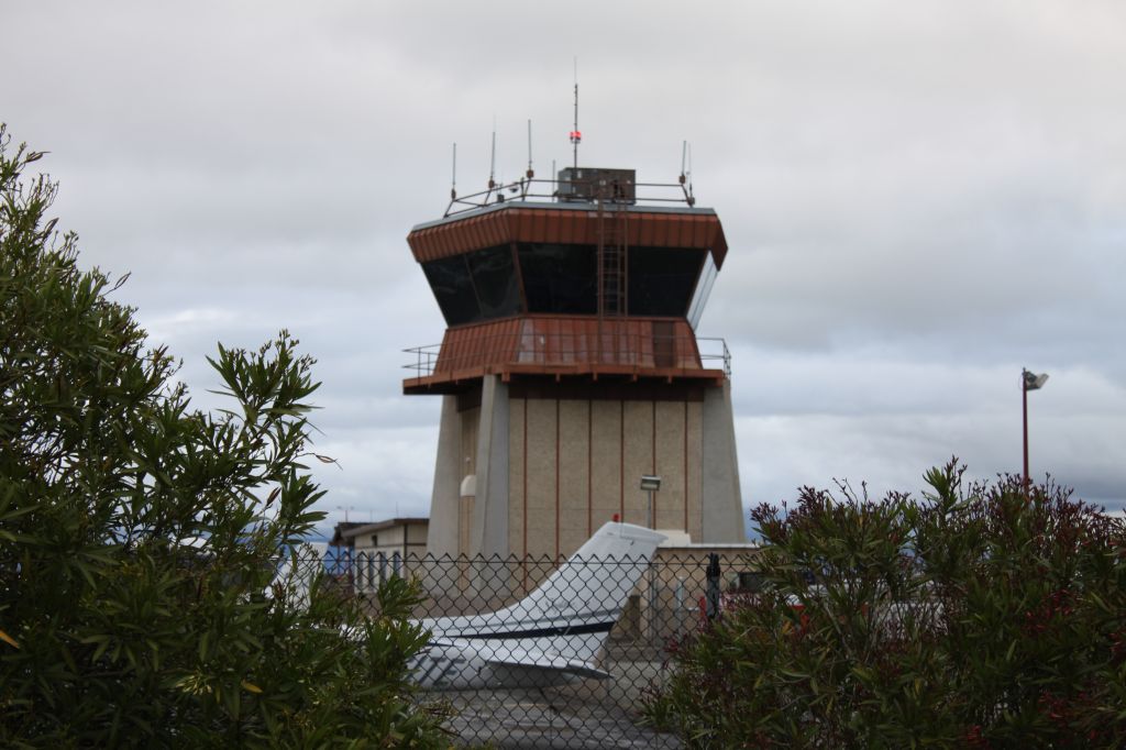 KSQL — - Looking like something out of the movie and tv show M*A*S*H, this tower made me feel like I had step back in time .. San Carlos Airport, San Mateo County, Ca