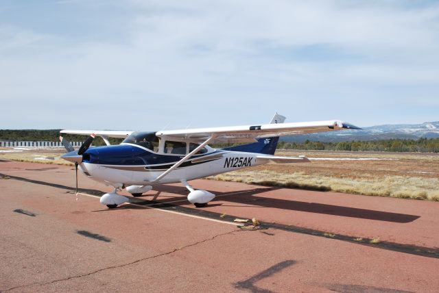 Cessna Skylane (N125AK) - KPAN