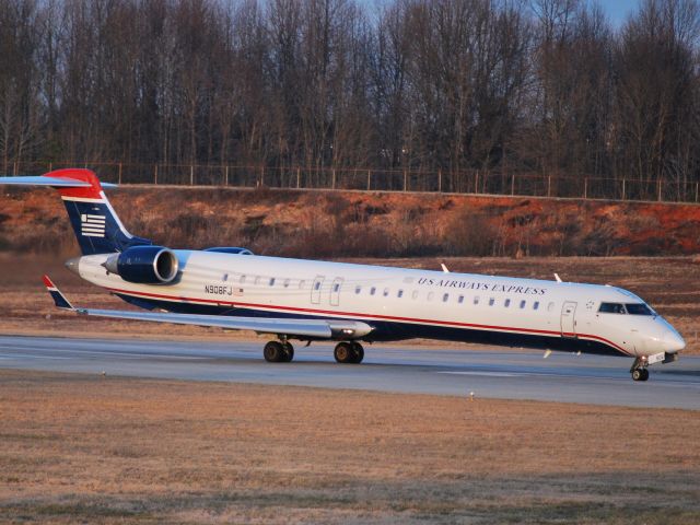 Canadair Regional Jet CRJ-900 (N908FJ) - 18C - 2/14/10