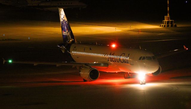 Airbus A320 (HC-CJV)