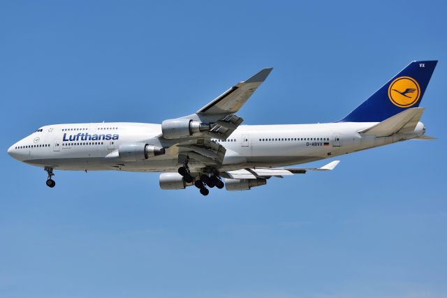 Boeing 747-400 (D-ABVX)