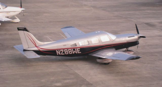 Piper Saratoga (N288WE)