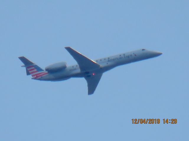 Embraer ERJ-135 (N853AE)