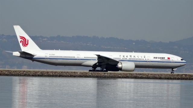 BOEING 777-300 (B-2087) - B2087, 3.6 Yearsbr /Air Chinabr /Boeing 777-300 (twin-jet) (B773 )br /06-Mar-2015 B773 San Francisco Intl (KSFO) Beijing Capital Intl (ZBAA / PEK) 14:13 PST 18:29 CST (+1) 12:16