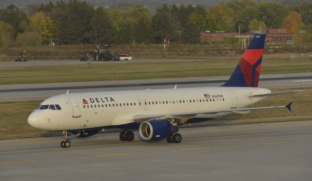 Airbus A320 (N360NW) - Taxiing at MSP