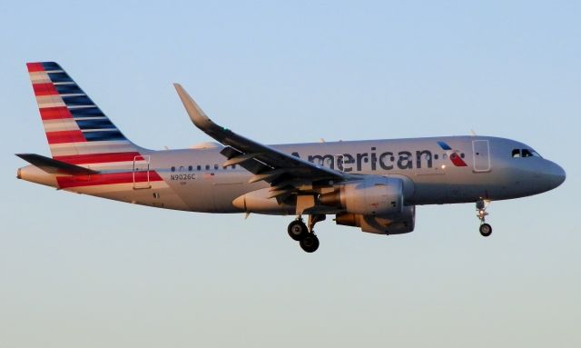 Airbus A319 (N9026C)