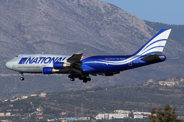 Boeing 747-200 (N919CA)