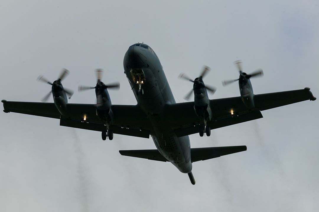 Lockheed P-3 Orion —