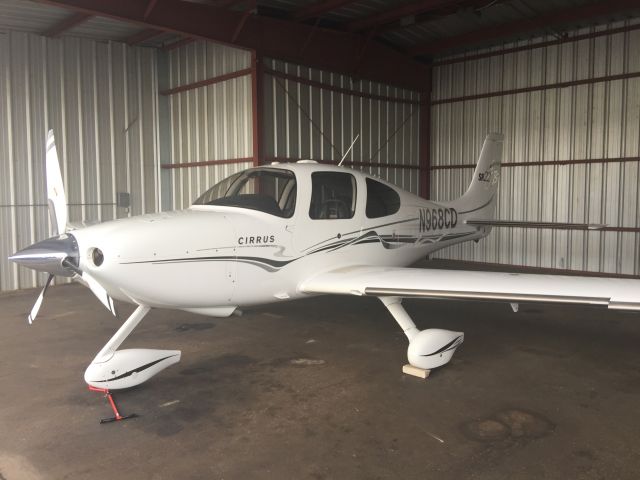 Cirrus SR-22 (N968CD)