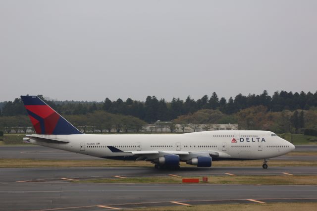 Boeing 747-400 (N668US)