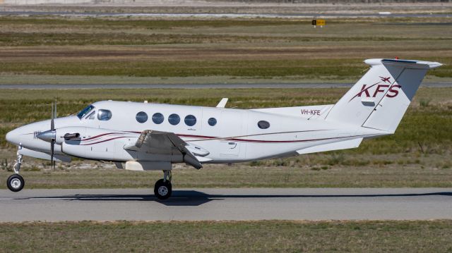 Beechcraft Super King Air 200 (VH-KFE)