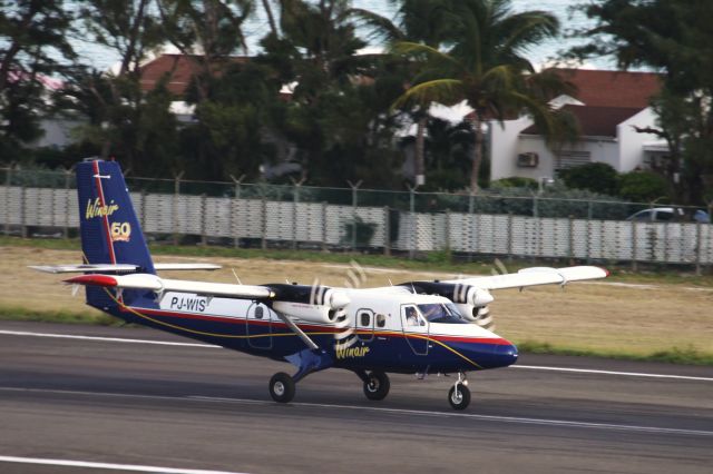 De Havilland Canada Twin Otter (PJ-WIS)