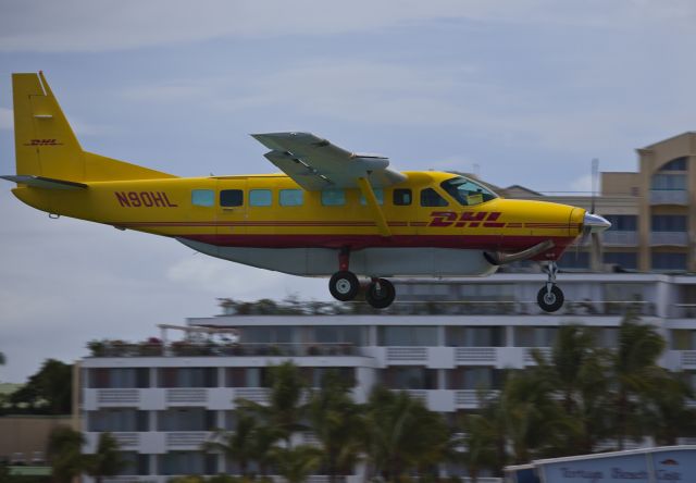 Cessna Caravan (N90HL) - cessna 208b grand caravan