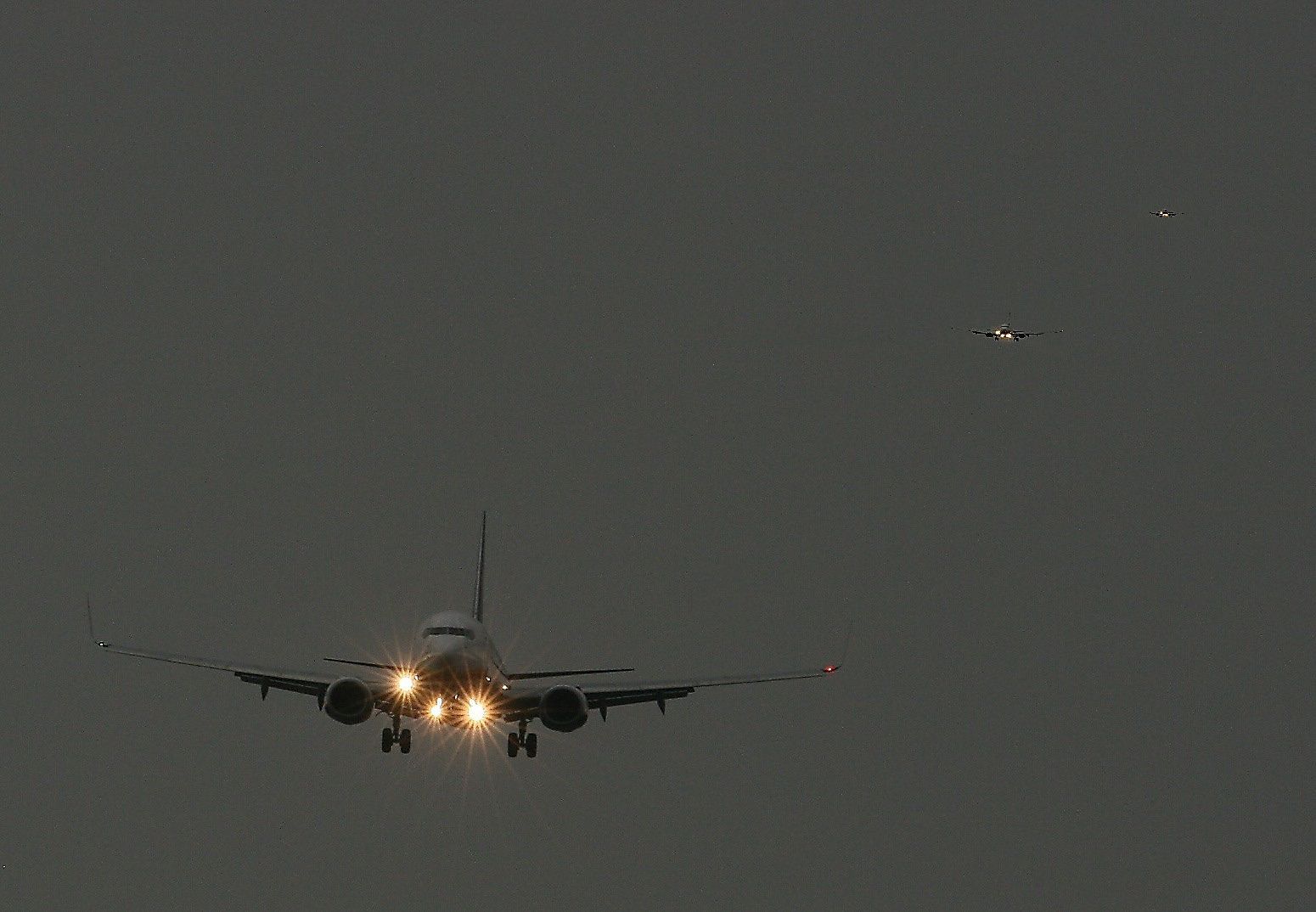 Boeing 737-700 — - Landing early in the night to Paris CDG airport (LFPG-CDG)